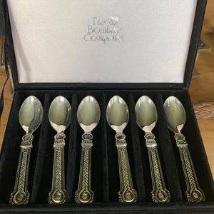 The Bombay Company 6 silver plated spoons. Never used.